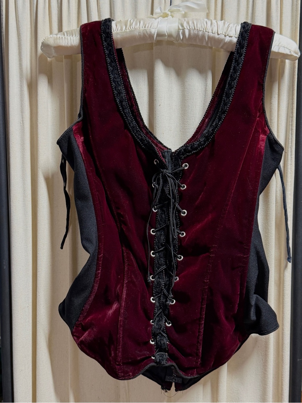 Asylum by Melissa McElrath Vintage 90’s Burgundy Velvet Lace-Up Corset Top